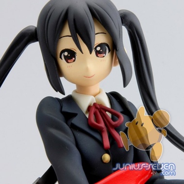 Figura Azusa Nakano