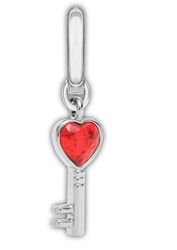 Charm en forma de llave con corazón rojo