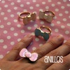 Anillo en forma de lazo de Tariro Tariro
