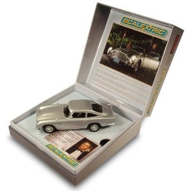 James Bond: Scalextric Aston Martin